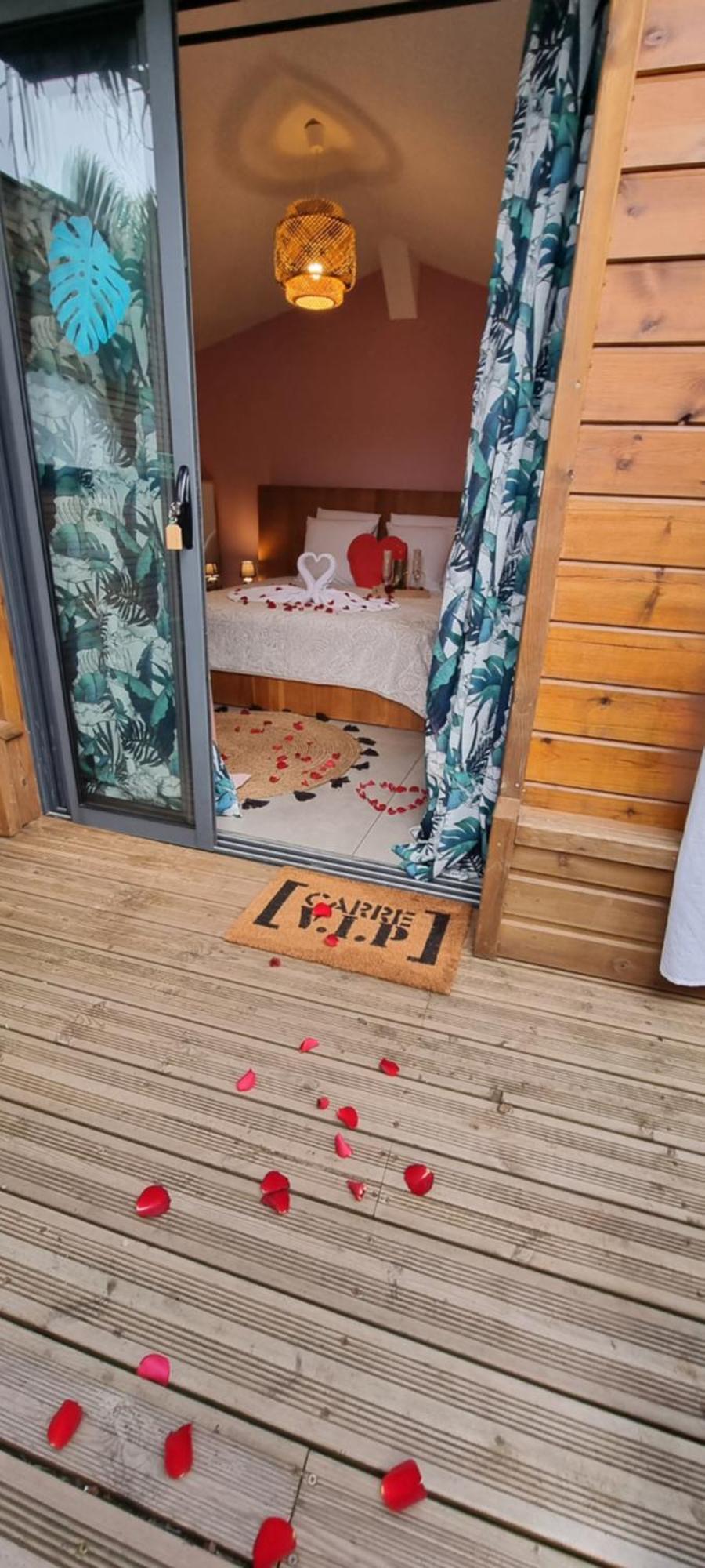 ル・タンポン Le Palmier De La Paix Bed & Breakfast エクステリア 写真